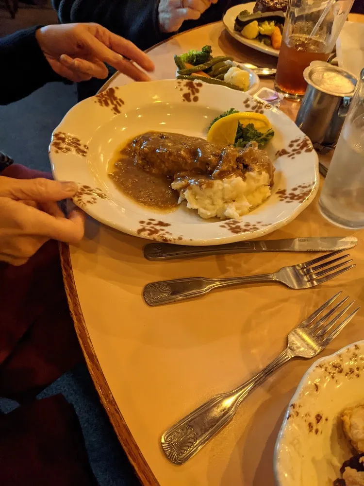 Meatloaf & Mashed Taties